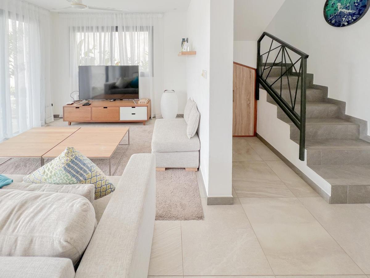 Residence Celestial - Premium 3 Bedrooms Villa With Volcanic Stone Pool Grand-Baie Exterior photo